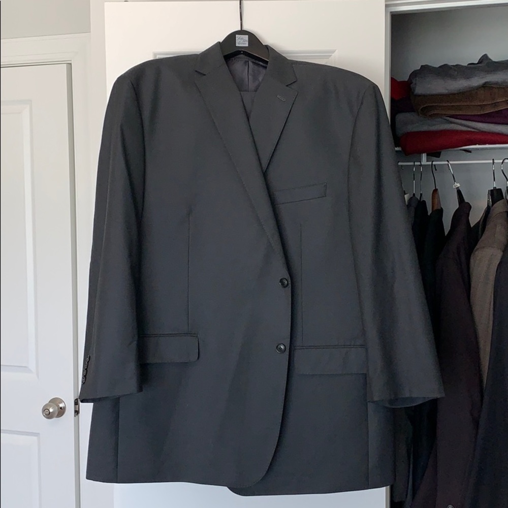 Men’s Suit